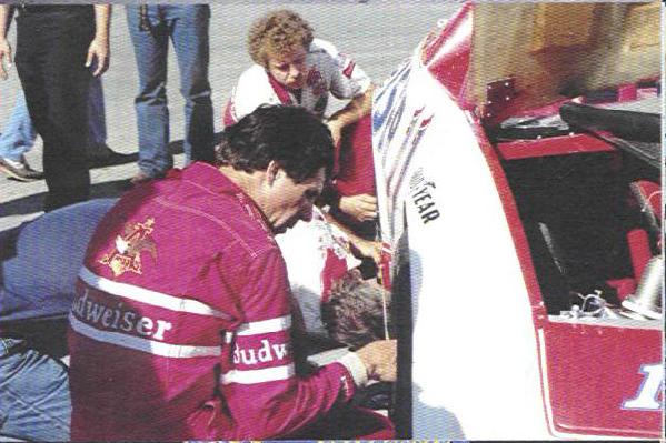 Picture File dw_working_on_car.jpg