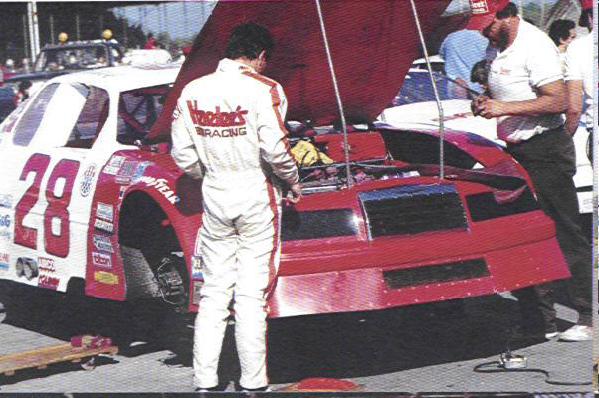 Picture File kulwicki_&_crew.jpg