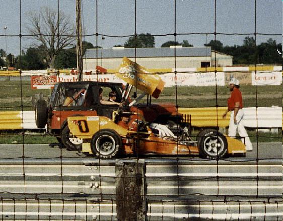 Picture File GLGibson83.jpg